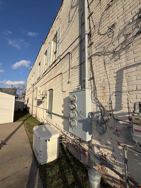 1706 & 1708 Woodville Rd
