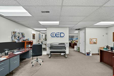 High-Visibility Wall Avenue Owner/User Opportunity