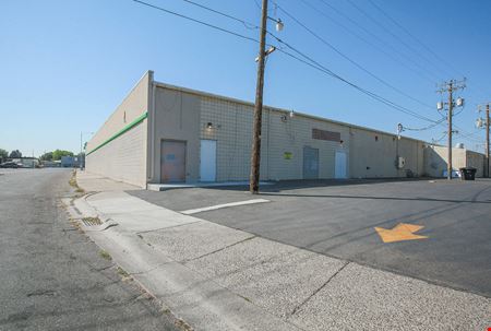 2285 Overland Ave - Overland Shopping Center