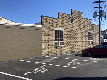 Office space for Sale at 109 Poplar Street in Middletown