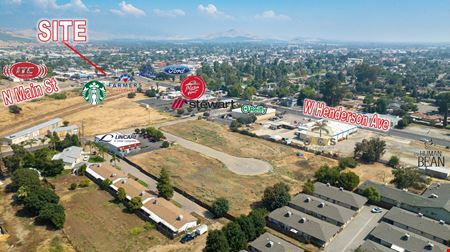 Remodeled High Exposure Retail/Office Building Off Hard Corner