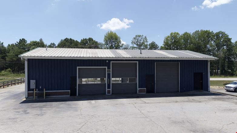 1010 NE Main Street