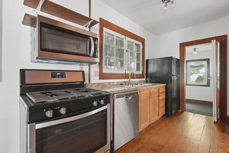 54 E Whittier St