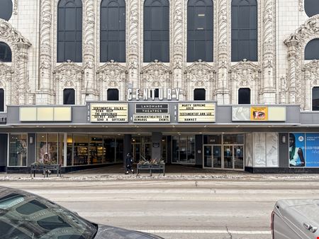 IL, Chicago - N Clark St