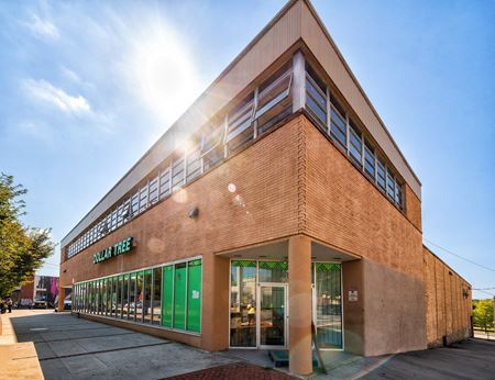 Retail space for Rent at 906-908 Ralph D Abernathy Blvd in Atlanta