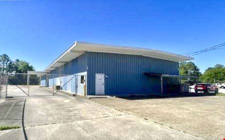 Industrial space for Rent at 706 Anchors St in Fort Walton Beach