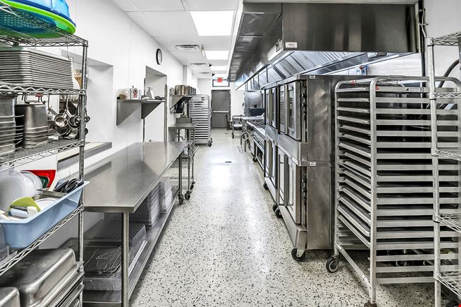 4,300sf Restaurant Building