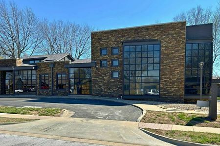 Office space for Rent at ±7,500 SF OF OFFICE SPACE AVAILABLE IN SOUTHEAST SPRINGFIELD in Springfield