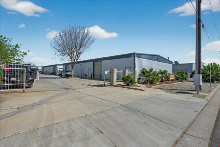 Prime Office/Warehouse Space in Fresno, CA