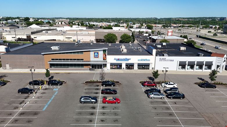 Springdale Plaza