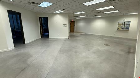 LAS VEGAS OFFICE/WAREHOUSE/R&D FOR SUBLEASE - High Image Freestanding ±30,467 Sf - 100% HVAC Flex/Industrial