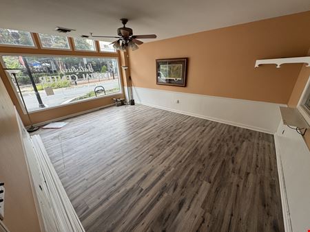 224 W Main St # 100
