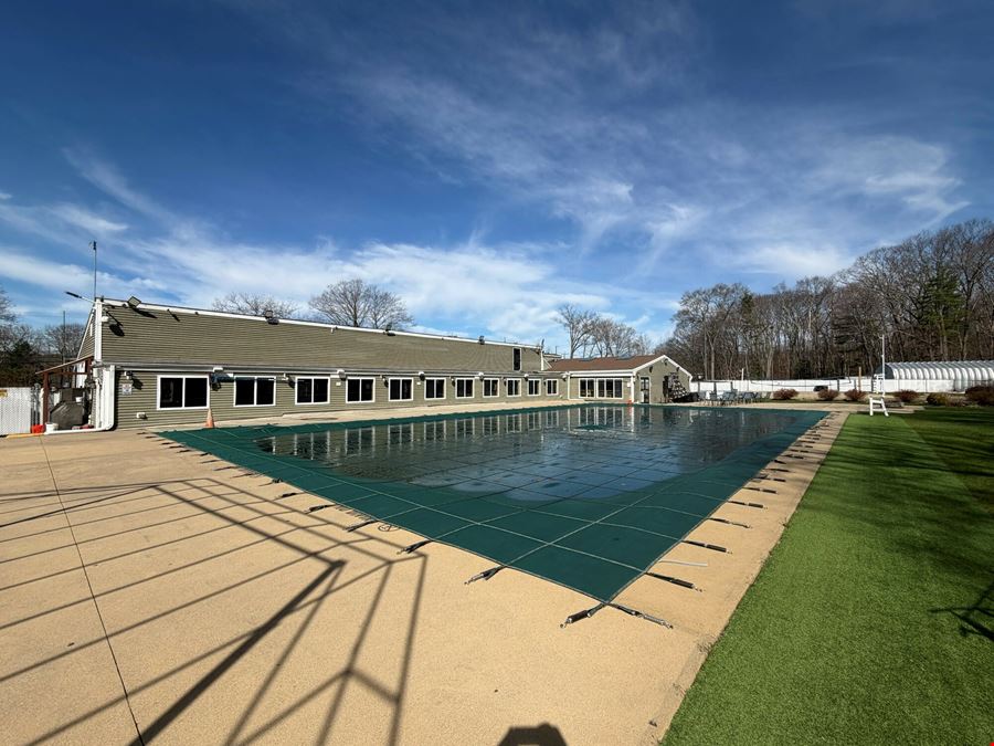 325 Farnum Pike