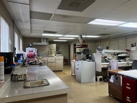 Freestanding Salem Office | 1,000 SF