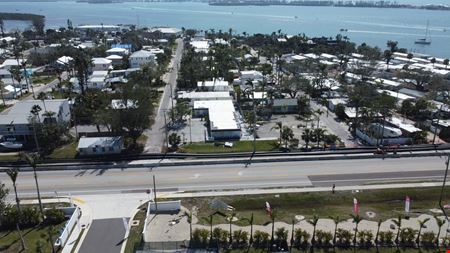 Bradenton Commercial Building