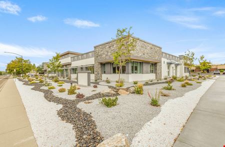 Airport Center IV