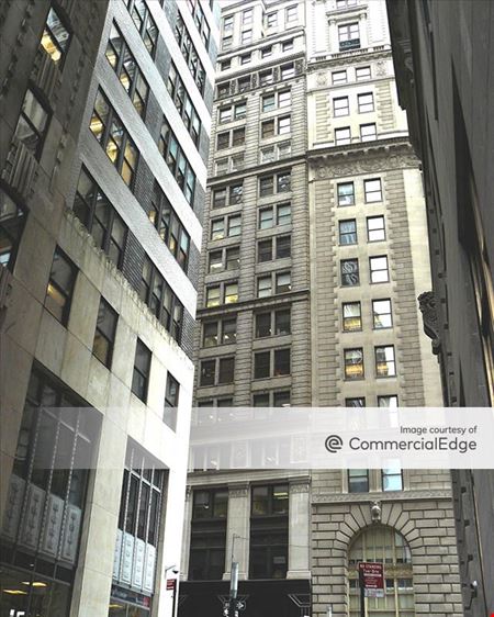 32 Broadway