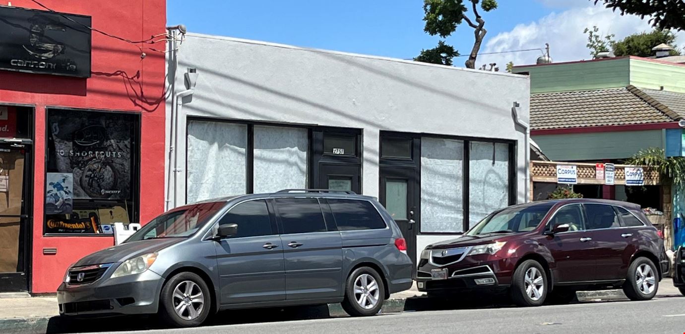 2757 El Camino Real