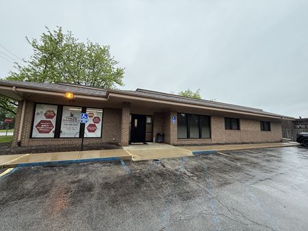 Commercial space at 1704 S Custer Rd in Monroe