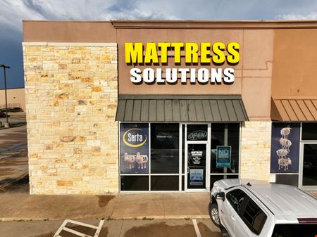 Retail space for Rent at 410 University Place in Durant