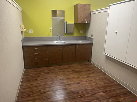 Barrington Rd Retail - Outlot to Kohl's