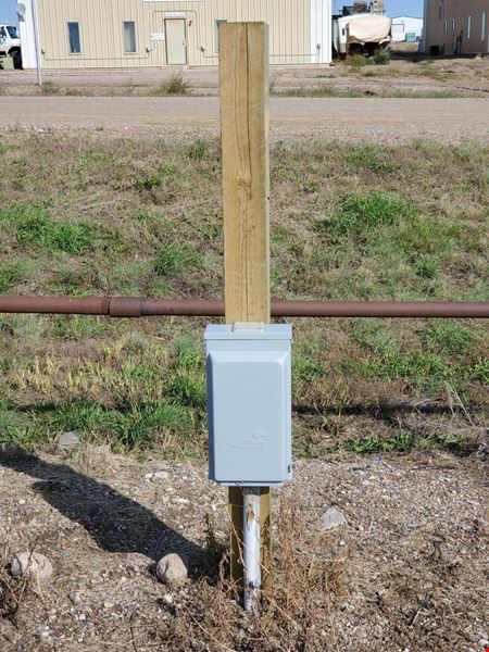 ±9,220 SF | 2 Buildings |  ± 10 Acres | Williston ND
