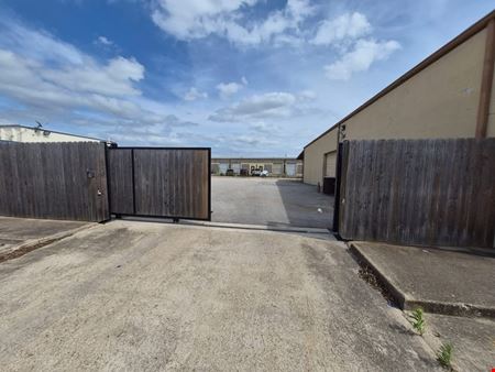 6802 Broad Avenue - Flex Space