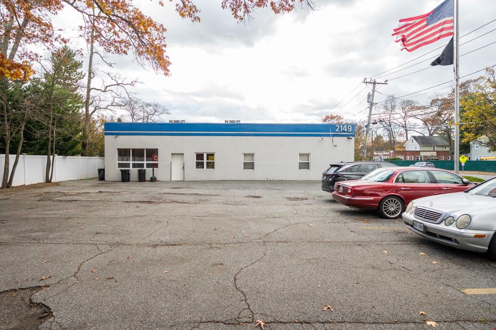 2149 Wantagh Ave