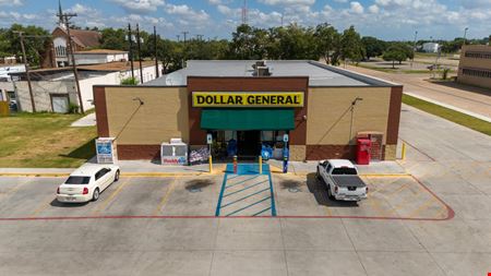 Commercial space at 206 W King Ave in Kingsville