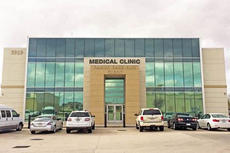 Office space for Rent at Clay Crossing Medical Center in Katy