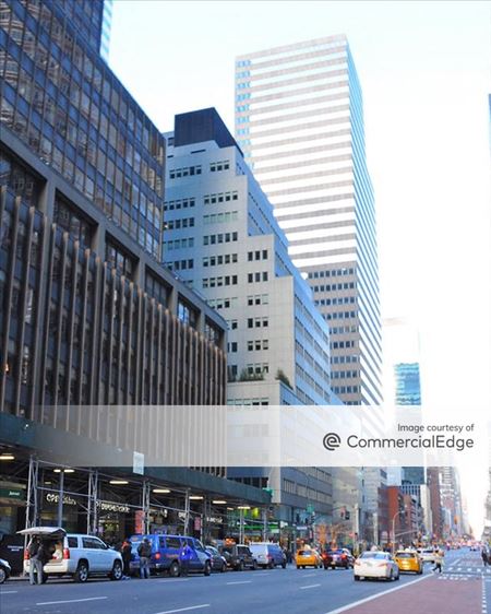 Office space for Rent at 880 Third Avenue in New York