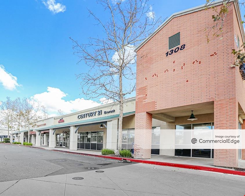Centre Court Shopping Center