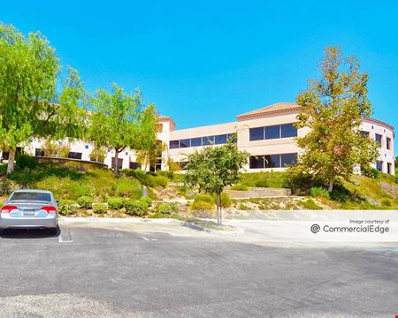 Office space for Rent at Younan Corporate Center in Thousand Oaks