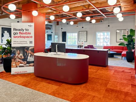 Regus - Omaha - 2027 Dodge St