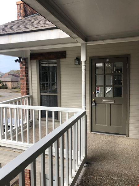 5627-5637 Superior Dr.