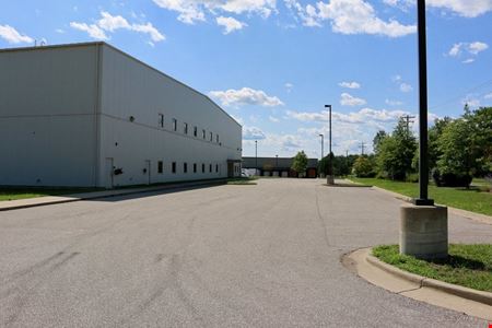 SIGNIFICANTLY REDUCED! 54,171 SF INDUSTRIAL BUILDING