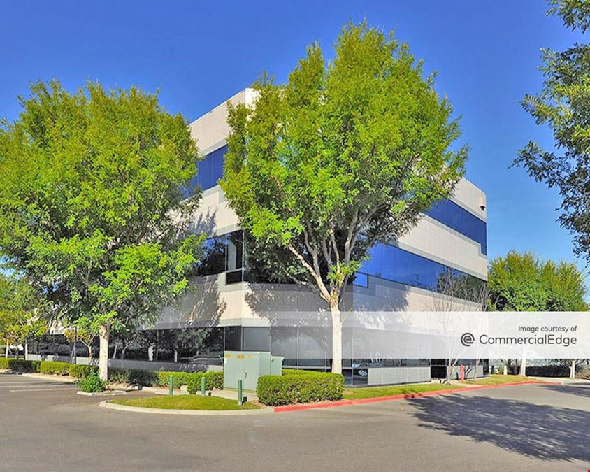 Gateway Corporate Center