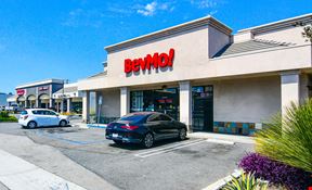 BevMo+FiveGuys Shops @ Lakewood Center