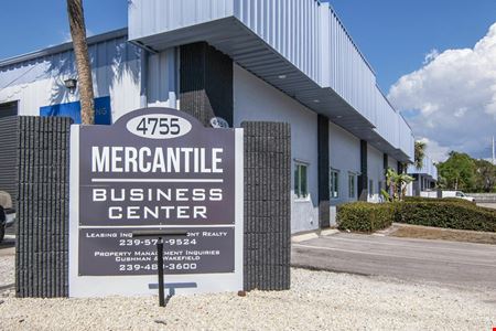 Industrial space for Rent at Mercantile Business Center in Naples