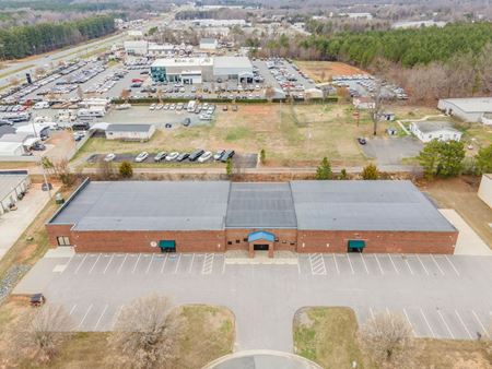 Office space for Sale at 2613 - 2617 Executive Point Drive in Monroe