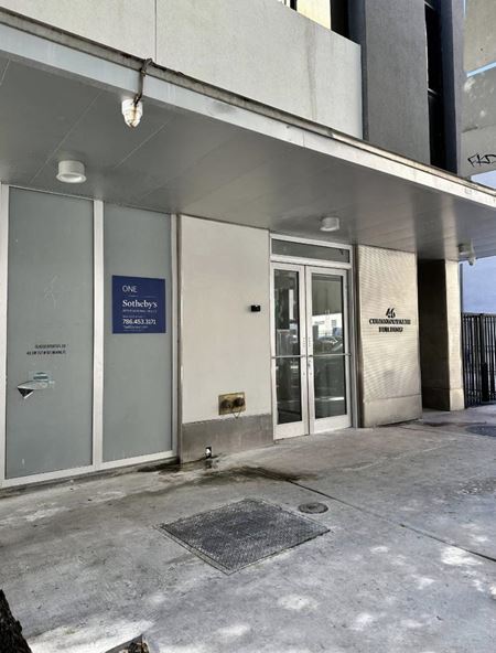 Commercial space at 46 SW 1st St Miami in Miami
