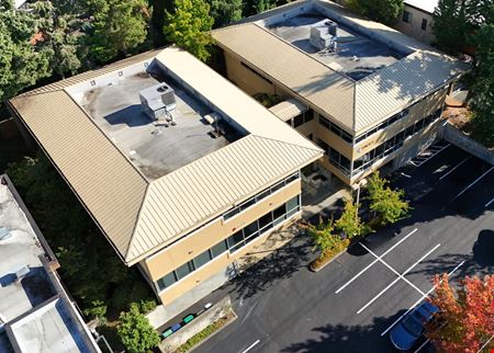 Houghton Plaza