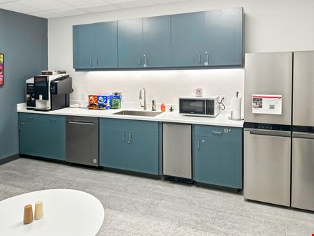 Regus - Tucson - E Broadway Blvd