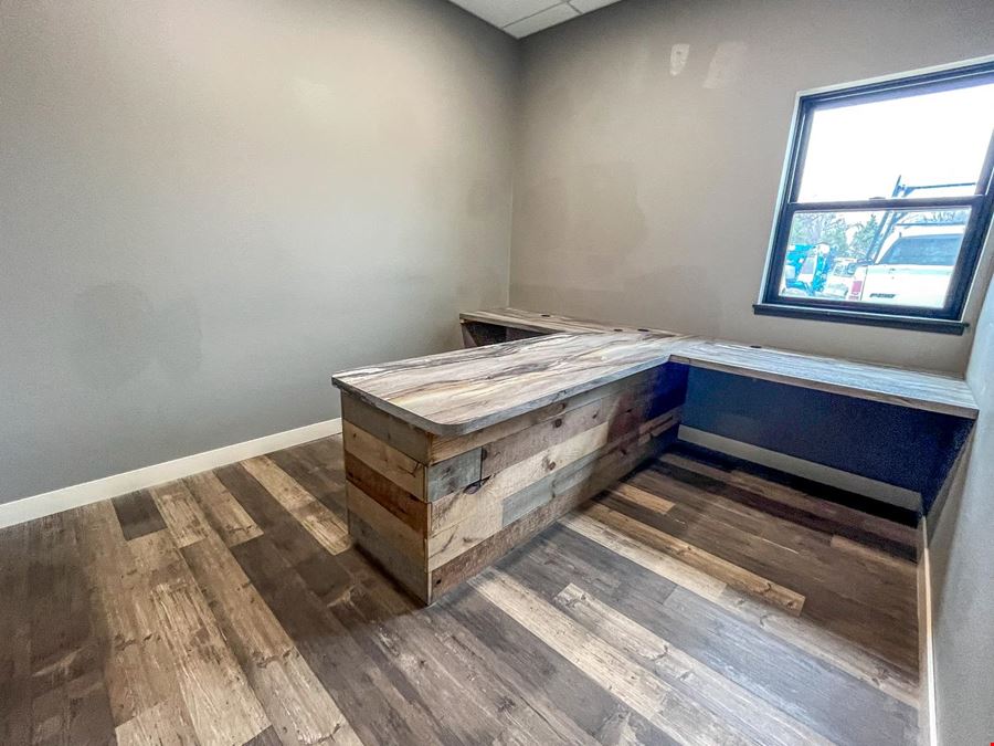 2507 E St Patrick