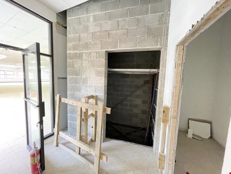 40 W Burnside Ave