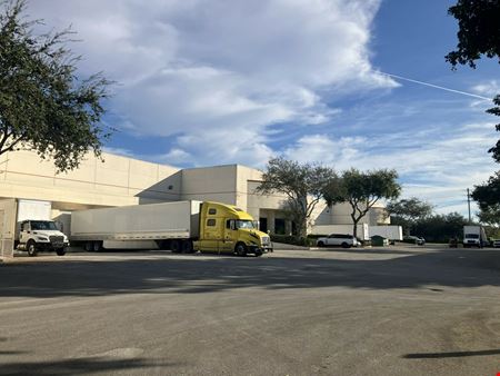 Premier Flex Space in Miramar Park of Commerce