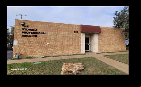 403 N Sylvania