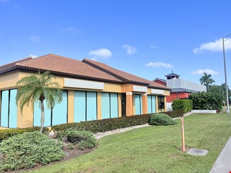 Retail space for Rent at Plaza Park Center in Naples