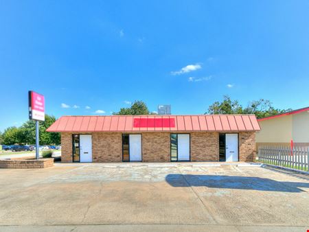 6700 S Western Ave