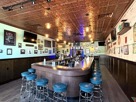 FORMER MOORES IRISH PUB